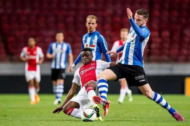 哲凯赖什志 哲凯赖什志