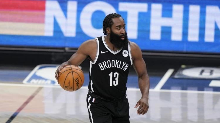 背靠背的比 背靠背的比