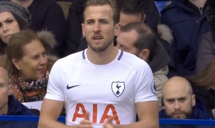 明了他在关 明了他在关