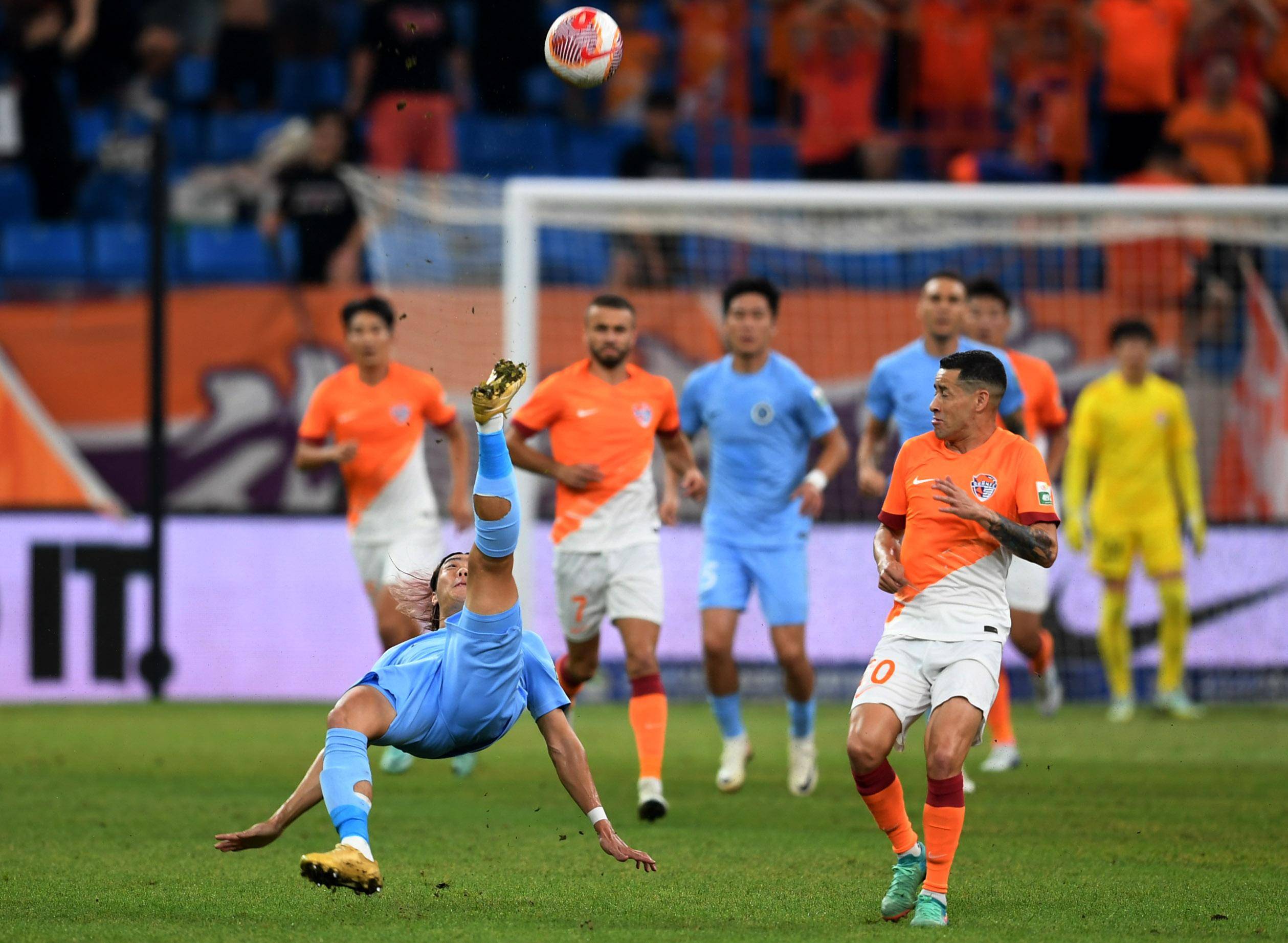 边路保持高 边路保持高